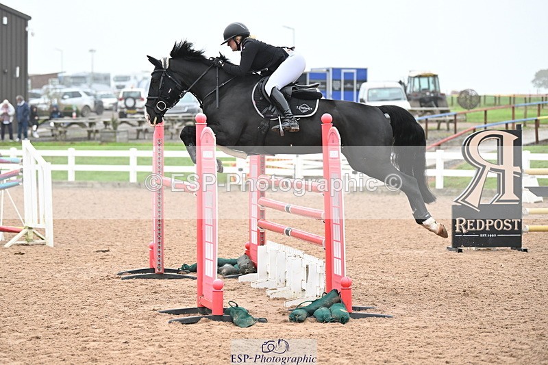 241102A-125136-04657 - SAT Cls 15 Foxhunter and 1.20m Open