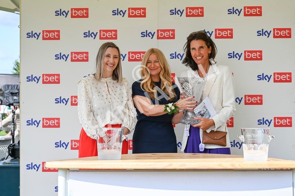 240824-Race 1-See The Fire-0452 - Race 1 1.50pm Sky Bet Strensall Stakes