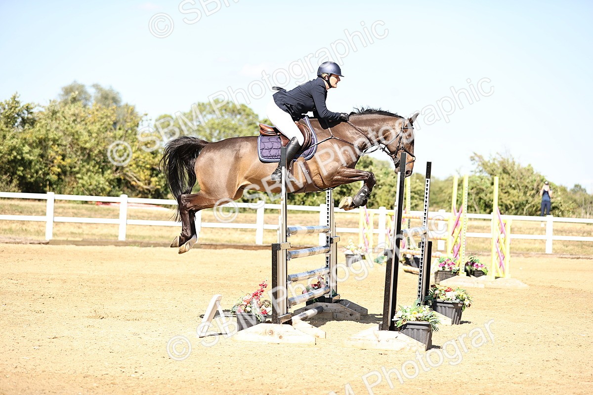 SBM_015680 - Class 16 - Senior foxhunter - 1.20m Open