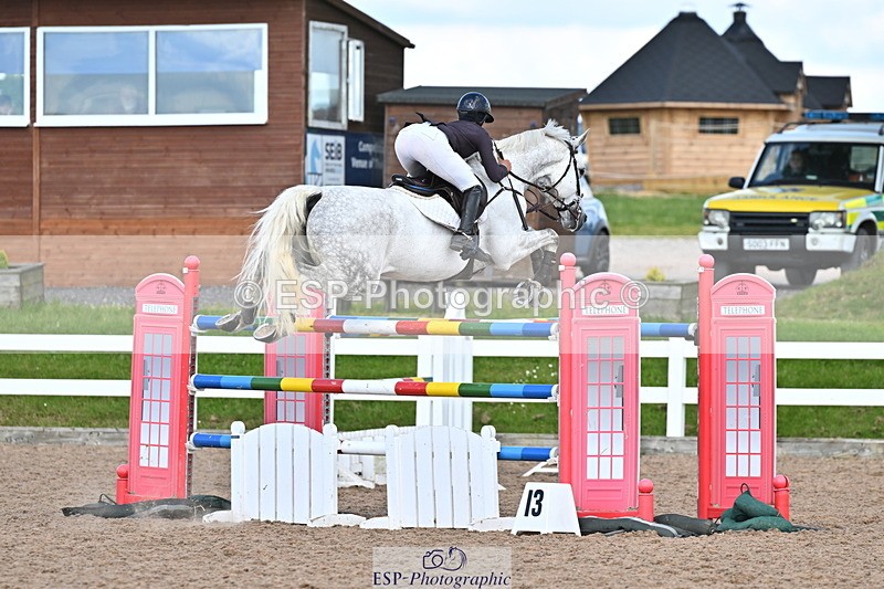 240619A-165241-01306 - Cls 6 National 1.30m and 1.40m