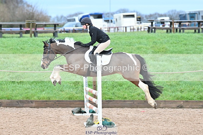 231203A-111508-00771 - Cls 16+17 Club and Schools 80cm