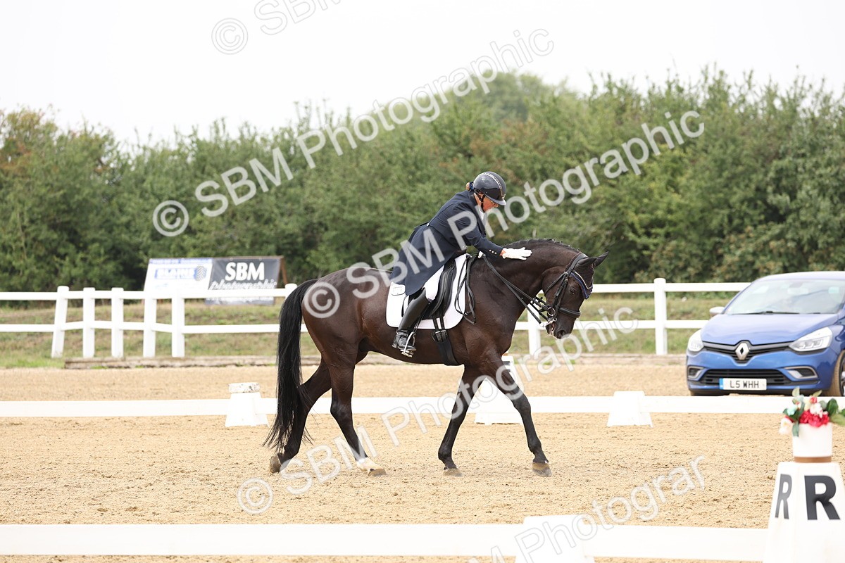 SBM_008145 - Class 10 - FEI INT I - 16.10-16.50