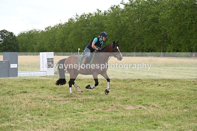 WJ6_4884 - Time at Jump 13:04 to 13:34