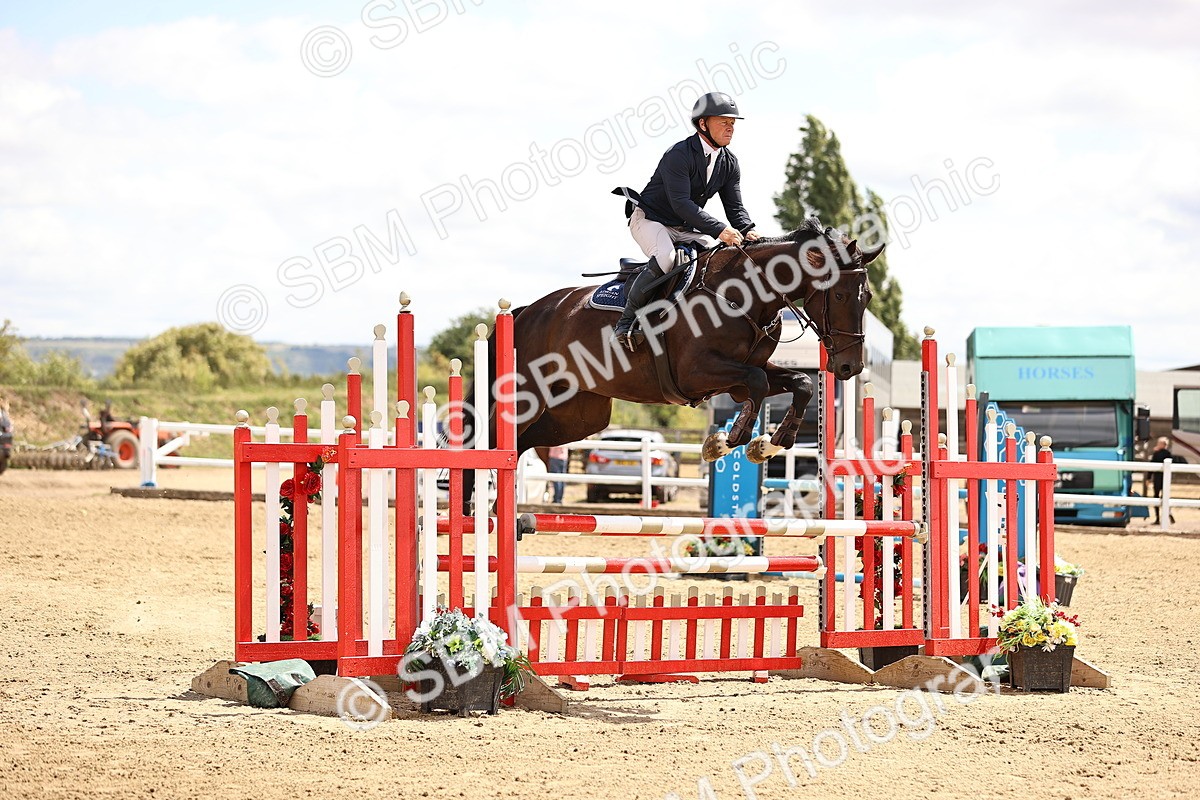 SBM_014061 - Class 14 - Senior Discovery - 1.00m Open