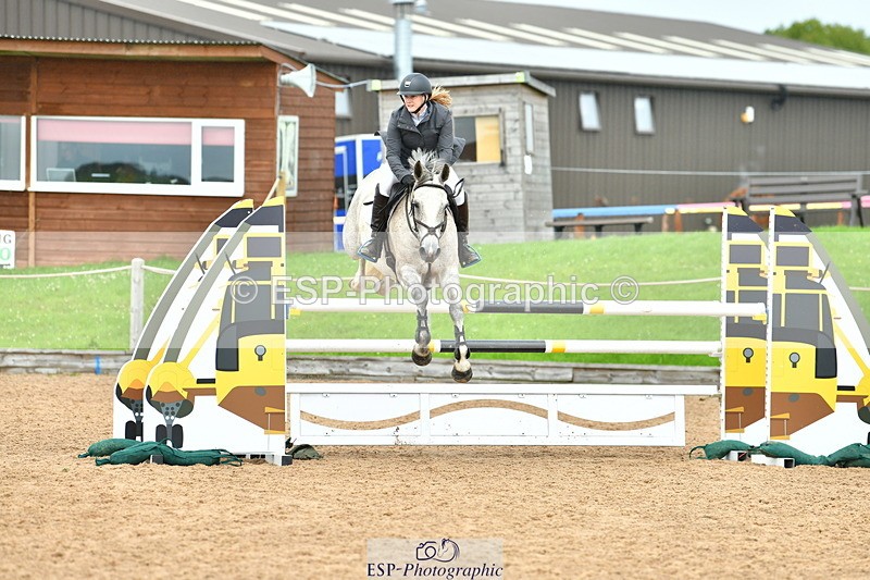 230805A-121345-00367 - Cls 3 Snr Foxhunter & 1.20m Open
