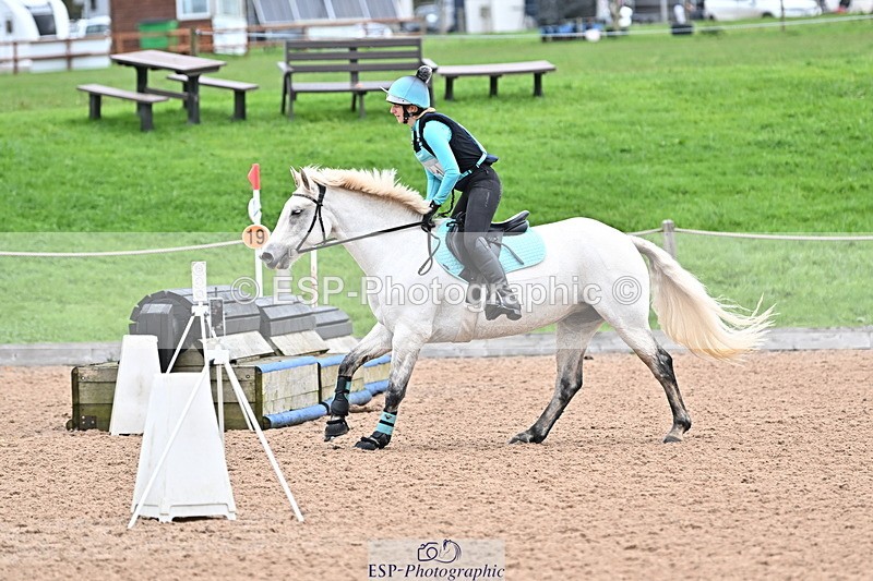 241012A-102528-00236 - 70cm