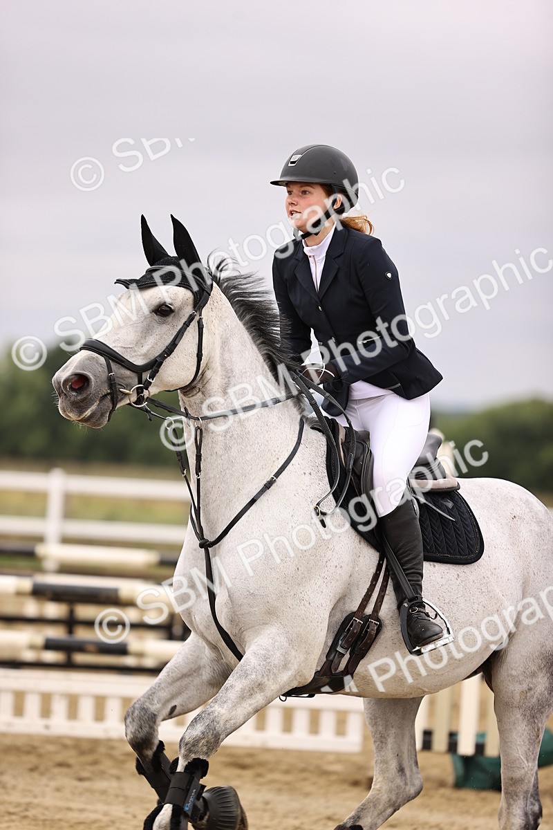 SBM_024322 - Class 8 - Clear Round