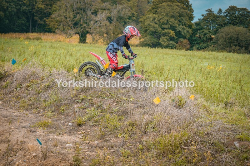 DSCF0327 - Ripon MC Trial 27/09- kids