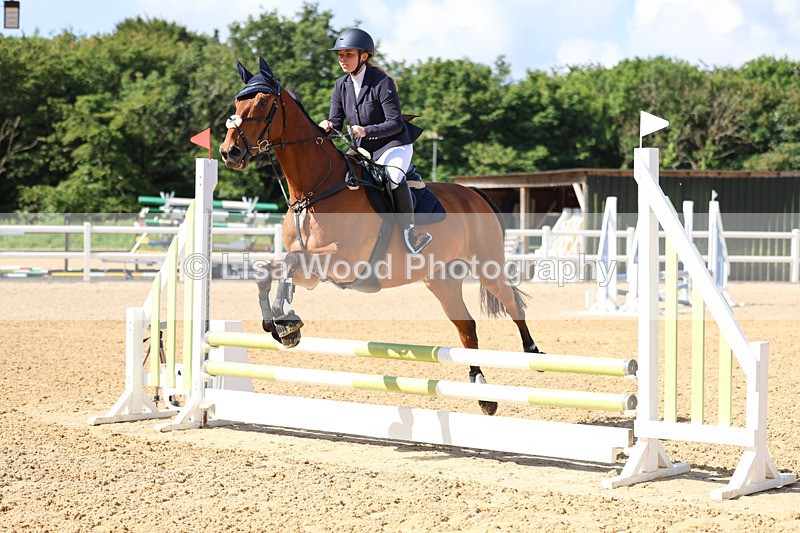 3E7A2533 - Class 2: 70cm Juniors and Seniors