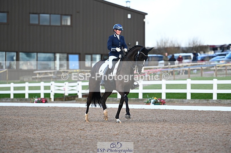 240218A-145637-08965 - 280-Nicola.Buchanan-ST.GILES.DARK.MAGIC