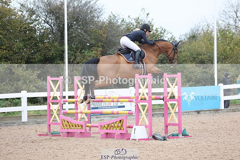 241101A-120021-01583 - FRI Cls 5 Newcomers and 1.10m Open