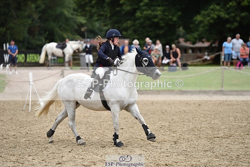 240802-110402-02582 - 80cm Round 1