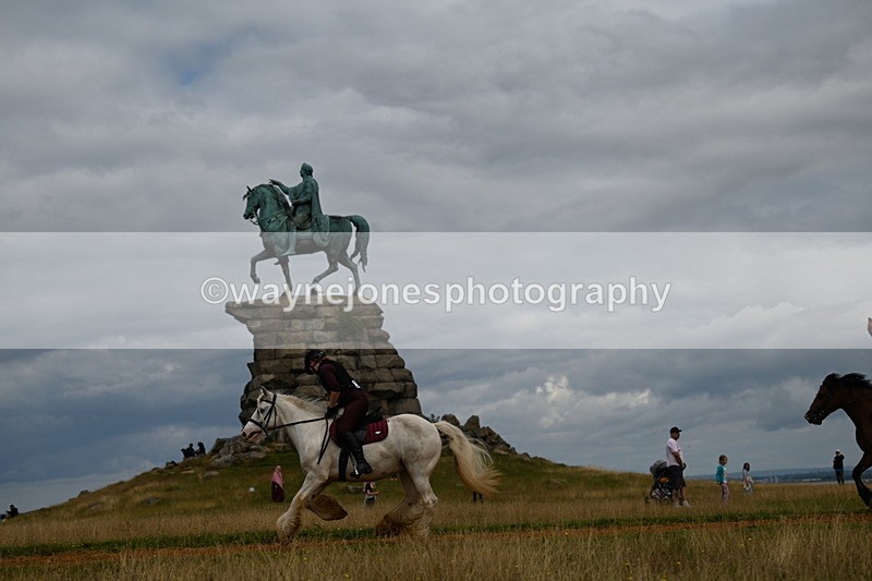 DSC_6250 - Time at Statue 12:17 to 12:44