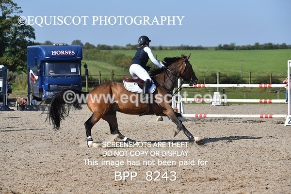 BPP_8243 - CLASS 7 Senior Foxhunter/ 1.20m Open