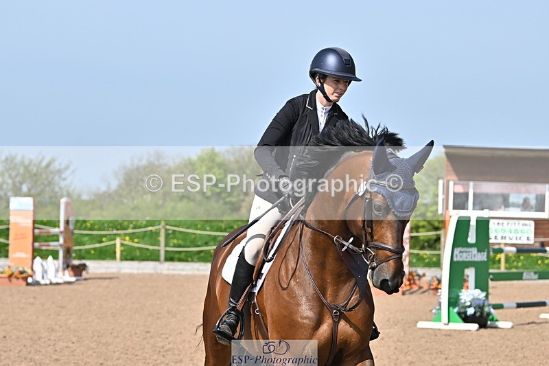 240509A-103430-00914 - Cls 8 Foxhunter