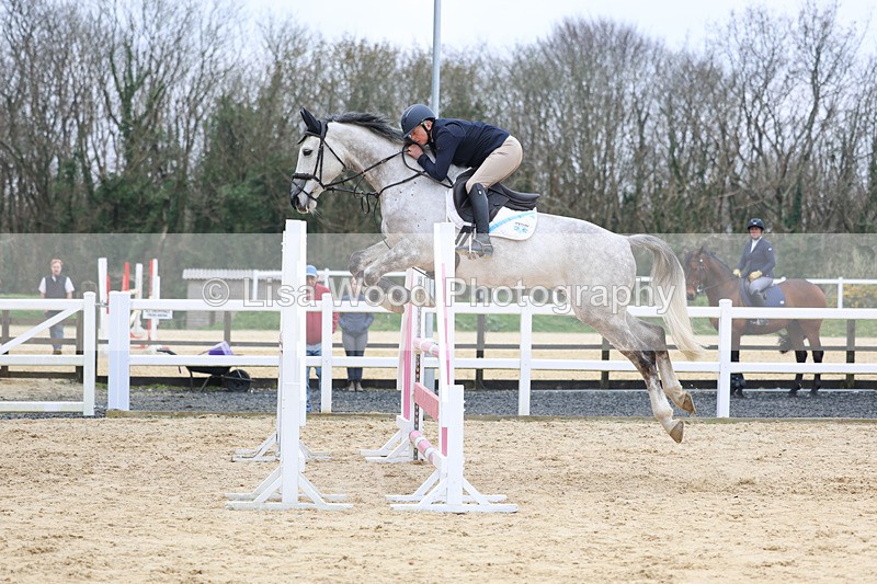 3E7A7617 - Class 8: Senior Newcomers/1.10m open