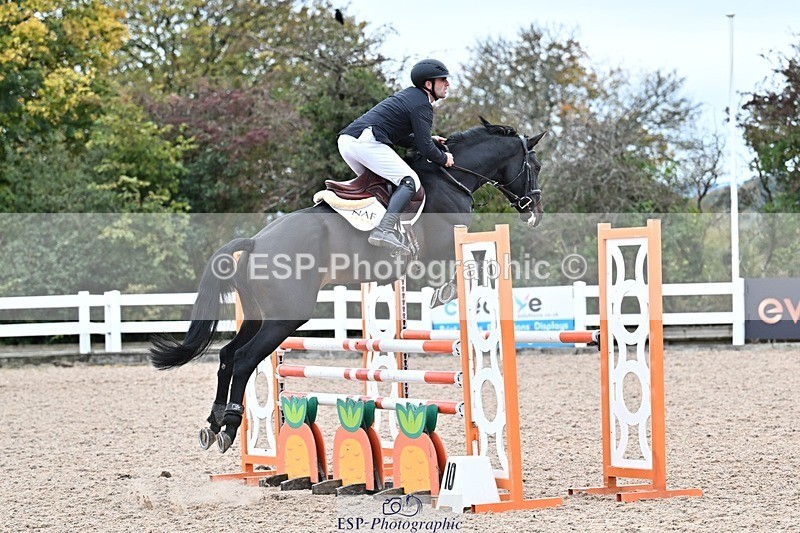 251015-130015-00461 - Cls 4 Newcomers and 1.10m Open