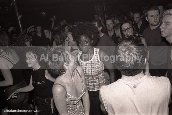 4 - Friends-&-Family @ the-roadhouse 14.04.01