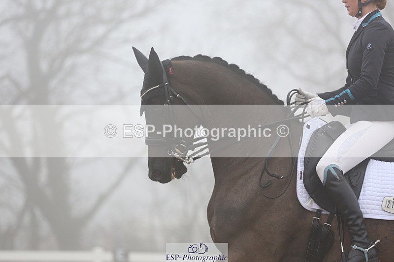 240217A-105841-01671 - 218-Jessica.Davies-Nemo.II