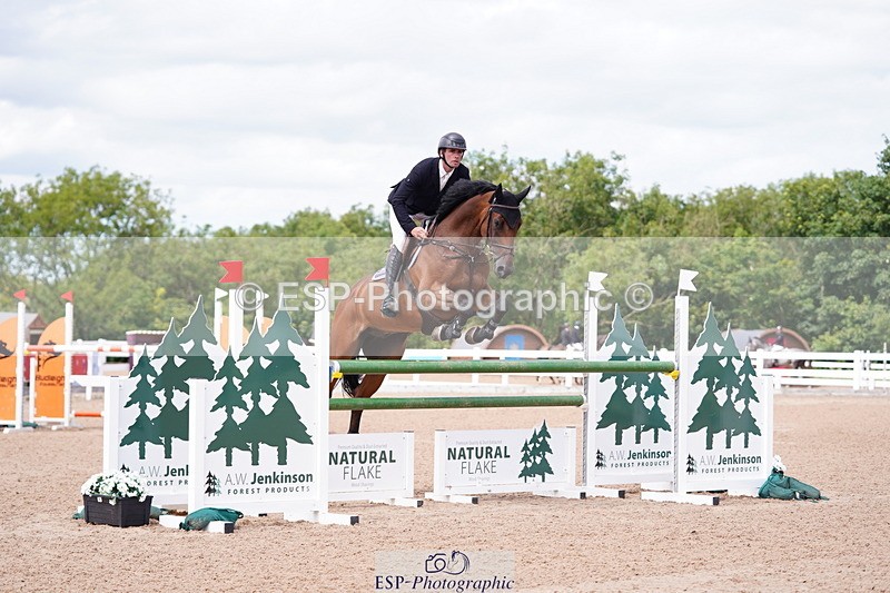 240721A-143610-18689 - Cls 32, YH 6 Yr Olds 1.30m