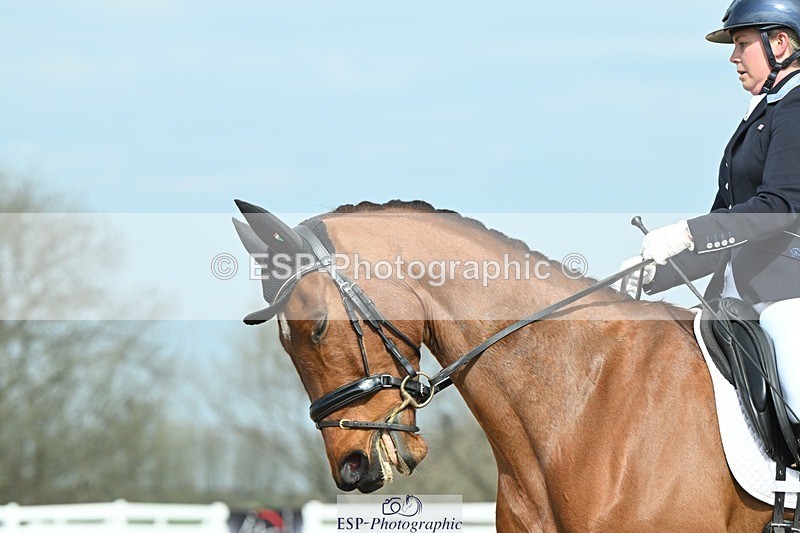 250403-103535-01479 - 036-Abbie.Newbury-Seagry.Viceroy