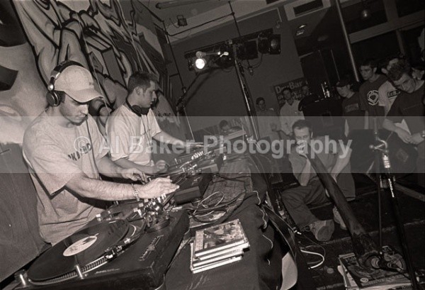 23 beni_g  ian_taylor  alix_walker - Blade debut in MCR! @ firstlight dry bar 26.04.01