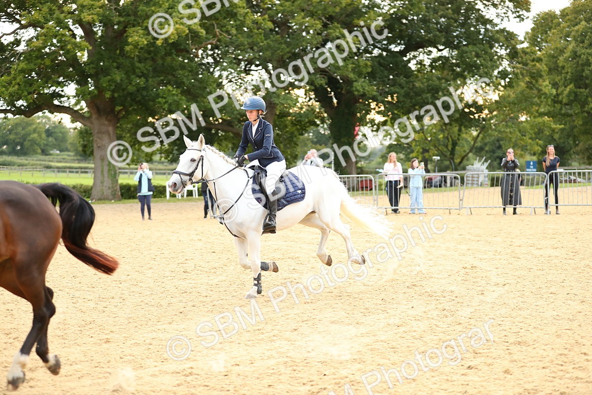 SBM_76227 - J19 - Junior 90cm Supreme Championship
