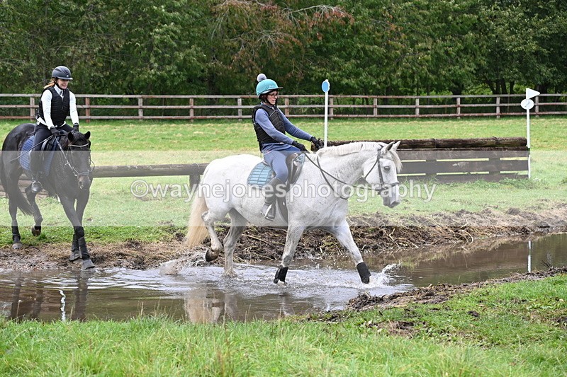 WJ6_6071 - Time at Photographer 12:41 to 13:05