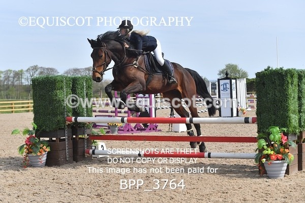 BPP_3764 - CLASS 3 Senior British Novice/ 90cm Open