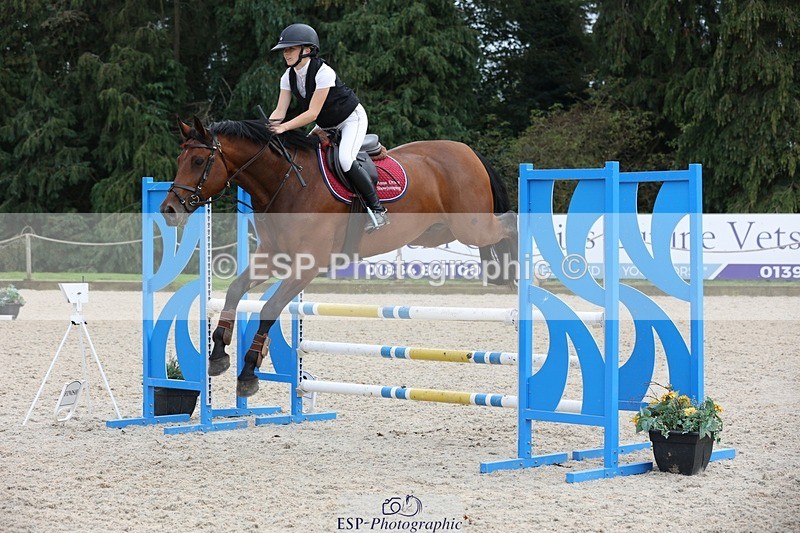 230908-155558-02672 - Cls 8 Snr 1.05m Open