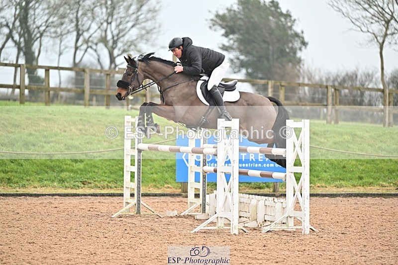 250122-141501-00601 - Cls 6 Foxhunter and 1.20m