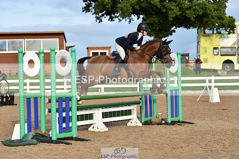 220829A-181850-00536 - 90cm classes