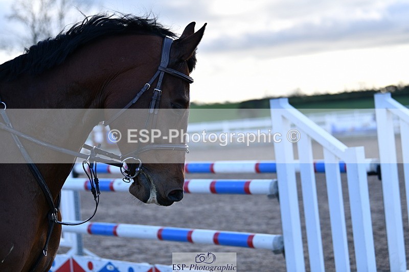 231110A-144002-00827 - Cls 6 Foxhunter & 1.20m Open