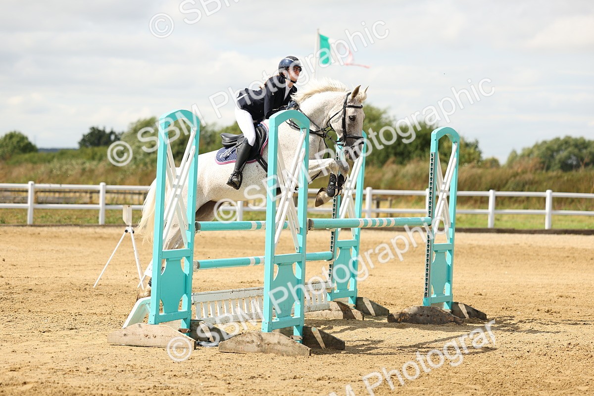 SBM_010397 - Class 4 - Senior Foxhunter - 1.20m Open