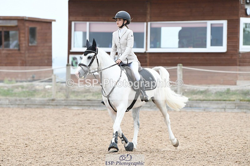 250807-112432-00645 - 90cm Round 1