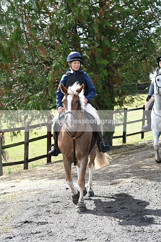 WJ7_7407 - Berks & Bucks at Blandy’s Farm 31-08-25
