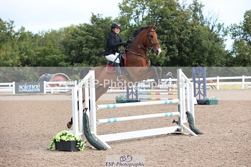 250913-100004-05957 - Cls 21 Snr British Novice and 90cm Open