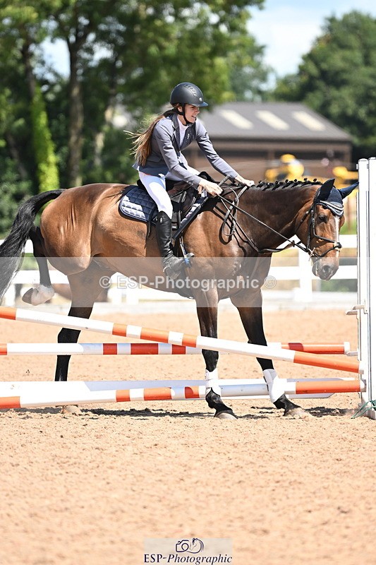 240728A-121740-08490 - Cls 32 85cm Amateur Qualifier