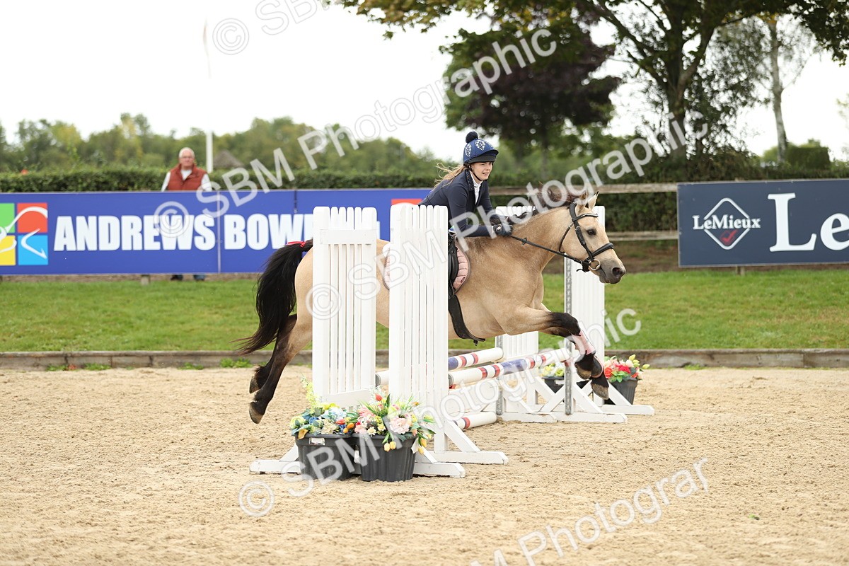 SBM_04549 - J28 - Senior Horse & Pony 60cm Championships