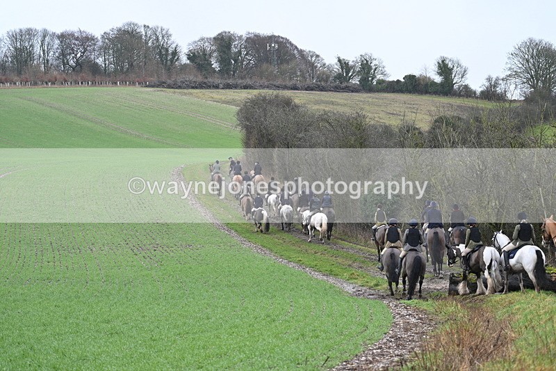 WJ7_7145 - Crossing A Camera