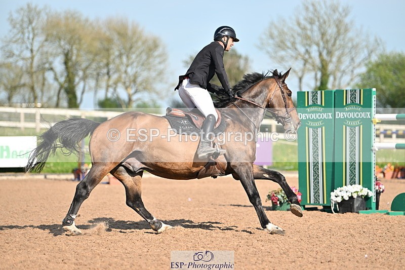 240510A-171833-09432 - Cls 24 National 1.40m Open