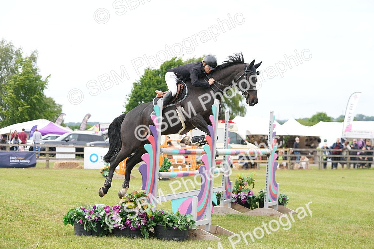 SBM_12334 - Class 205 - Tarmac Senior 1m Open