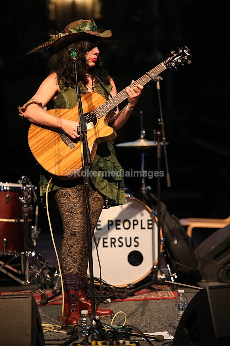 FOLK N BLUES-359 - FOLK and BLUES SEPT 2022