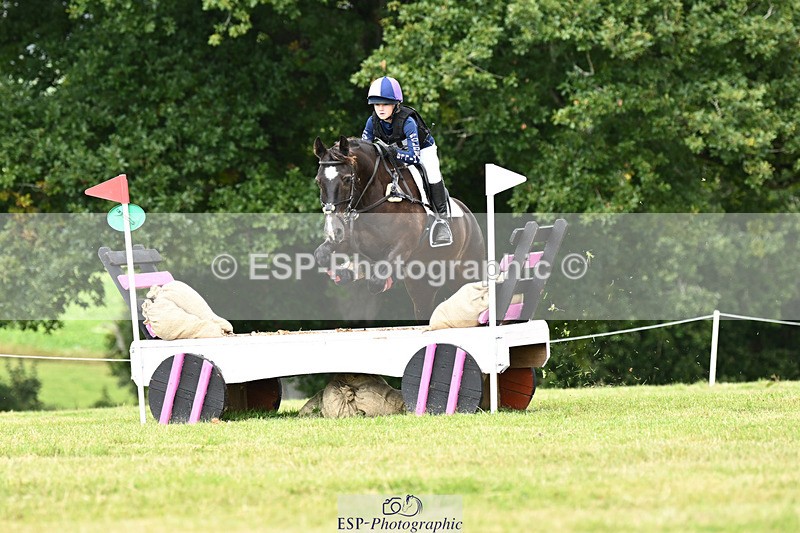 240825X-102226-31068 - 70cm XC 10.00 to 11.00