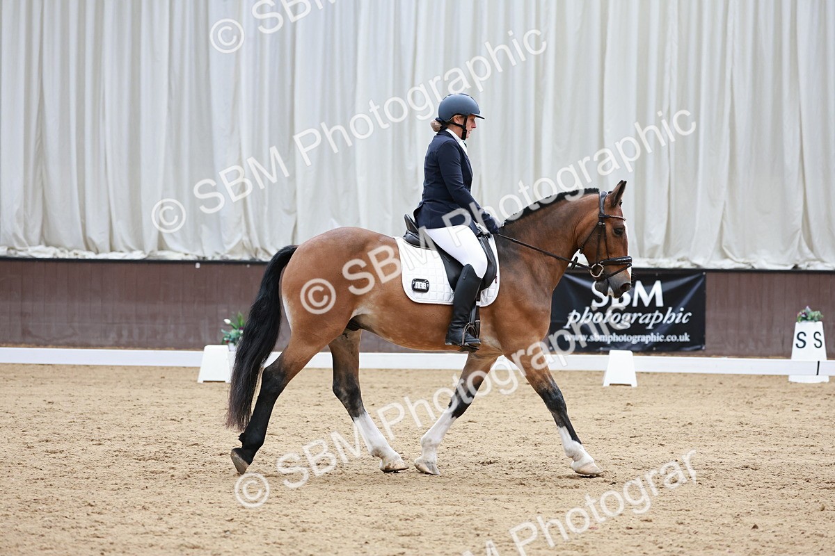 SBM_009015 - Class 6b - Novice 6 - 11.02-12.19