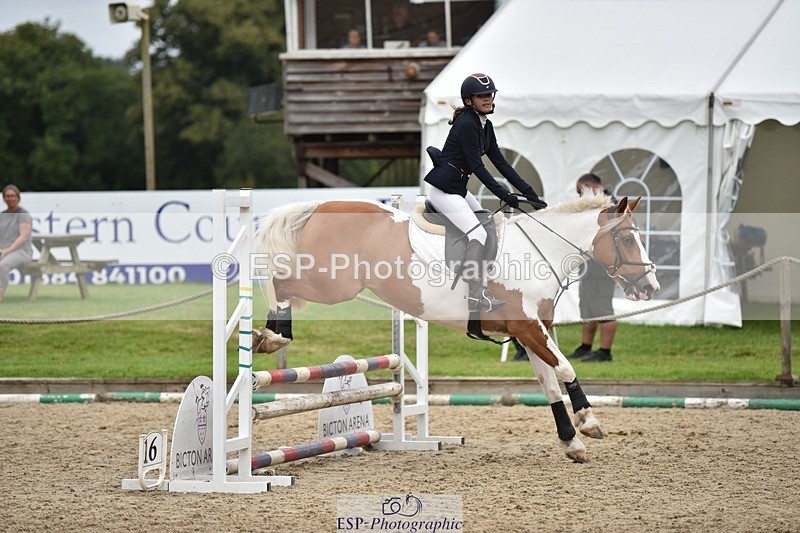 240802-102140-00808 - 70cm Round 1