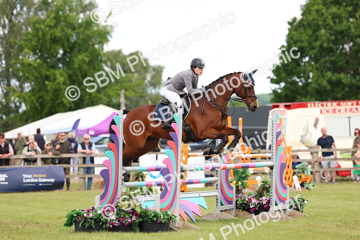 SBM_13793 - Class 206 - Senior Newcomers - 1.10m Open