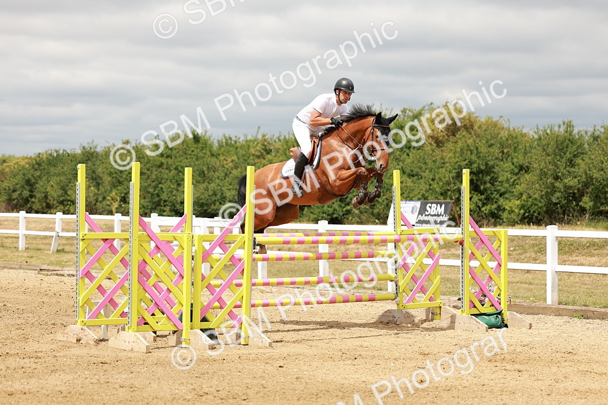 SBM_018363 - Class 21 - Senior Newcomers Championship 2d Rd