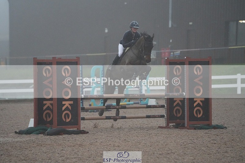 251207-101001-01625 - Cls 16 Blue Chip Winter Qualifier and 90cm