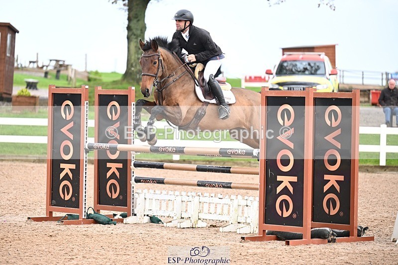 251105-131654-00663 - Cls 04 Newc & 1.10m Open